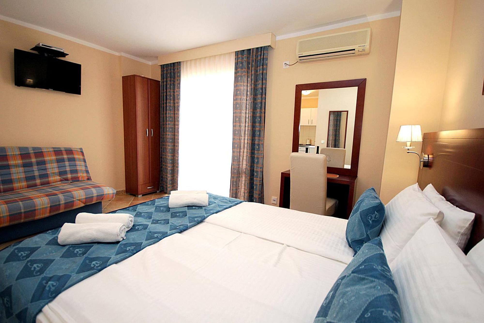 Apartments Villa Mare Mar ซูโตมอเร ภายนอก รูปภาพ