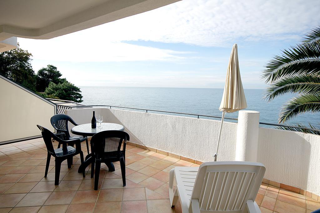 Apartments Villa Mare Mar ซูโตมอเร ภายนอก รูปภาพ